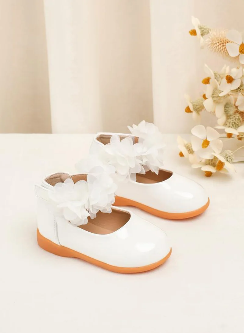 تايك تو حذاء باليرينا فلات بتزيين زهرة